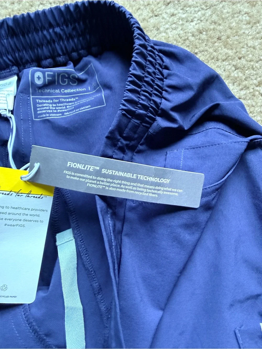 NWT FIGS Yola Fionlite scrub pants Navy blue women’s sz xl